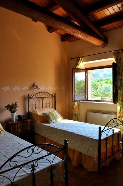 Tenuta Bellaprima Caltagirone Niscemi Exteriör bild