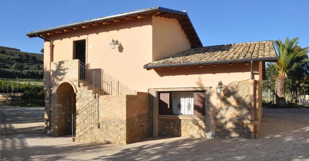 Tenuta Bellaprima Caltagirone Niscemi Exteriör bild