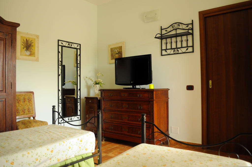 Tenuta Bellaprima Caltagirone Niscemi Rum bild